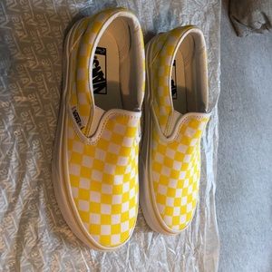 NEW CUSTOM YELLOW VANS